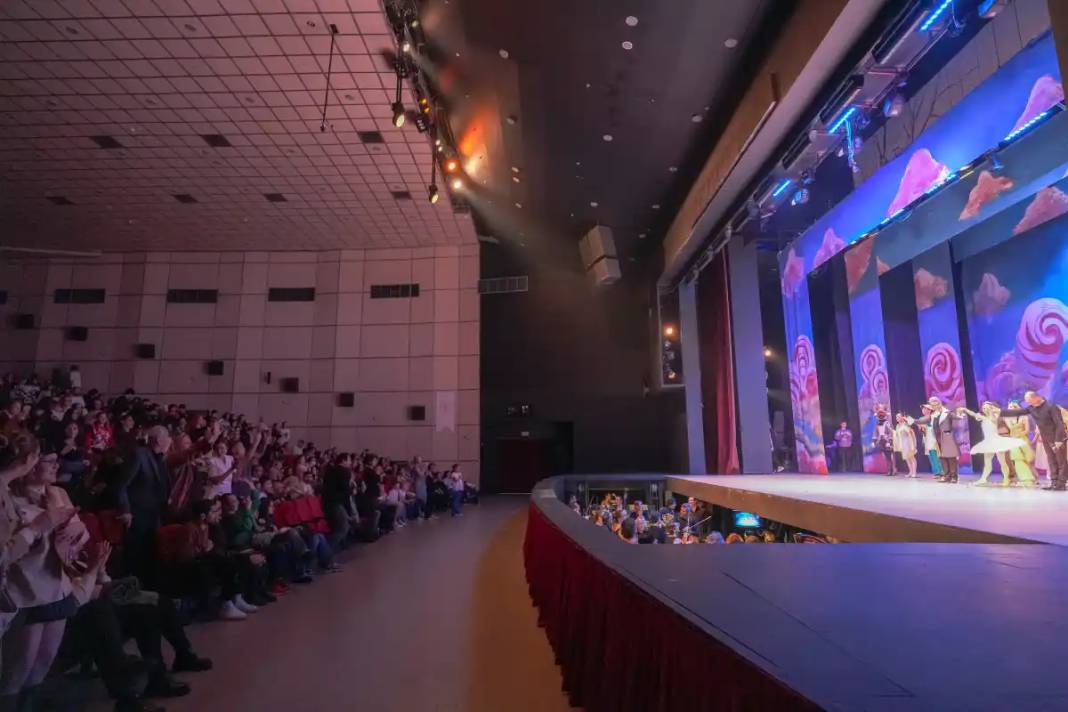 Antalya’da Fındıkkıran Seyirciden Tam Not Aldı 5